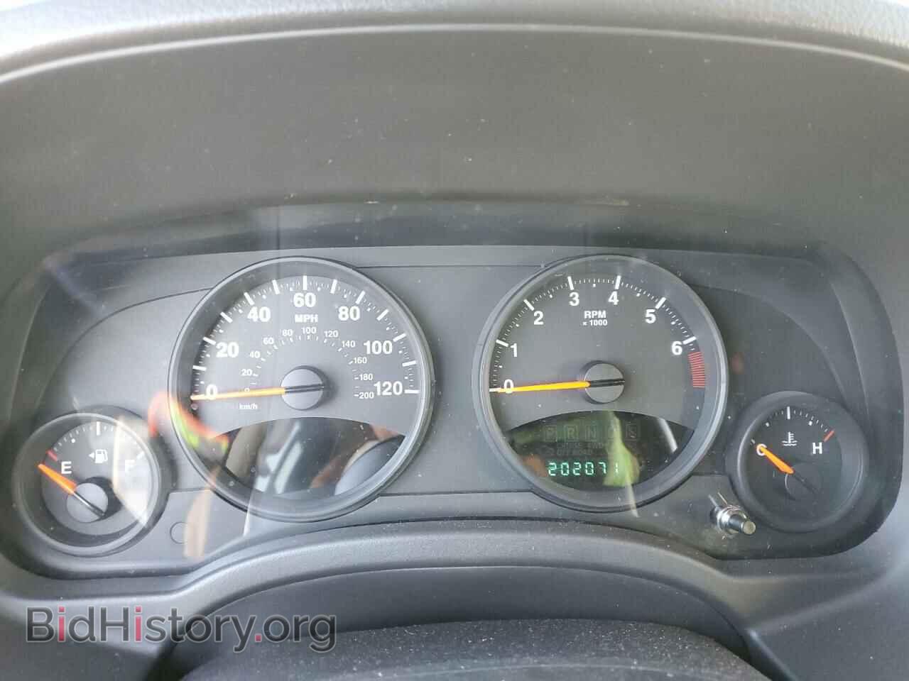 2011 JEEP COMPASS - VIN: 1J4NF1FBXBD135477 - Photo 9