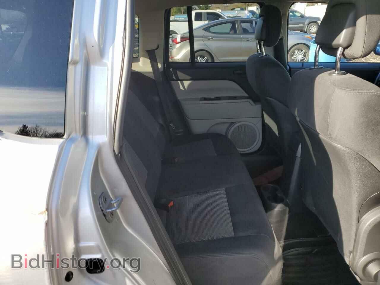 2011 JEEP COMPASS - VIN: 1J4NF1FBXBD135477 - Photo 10