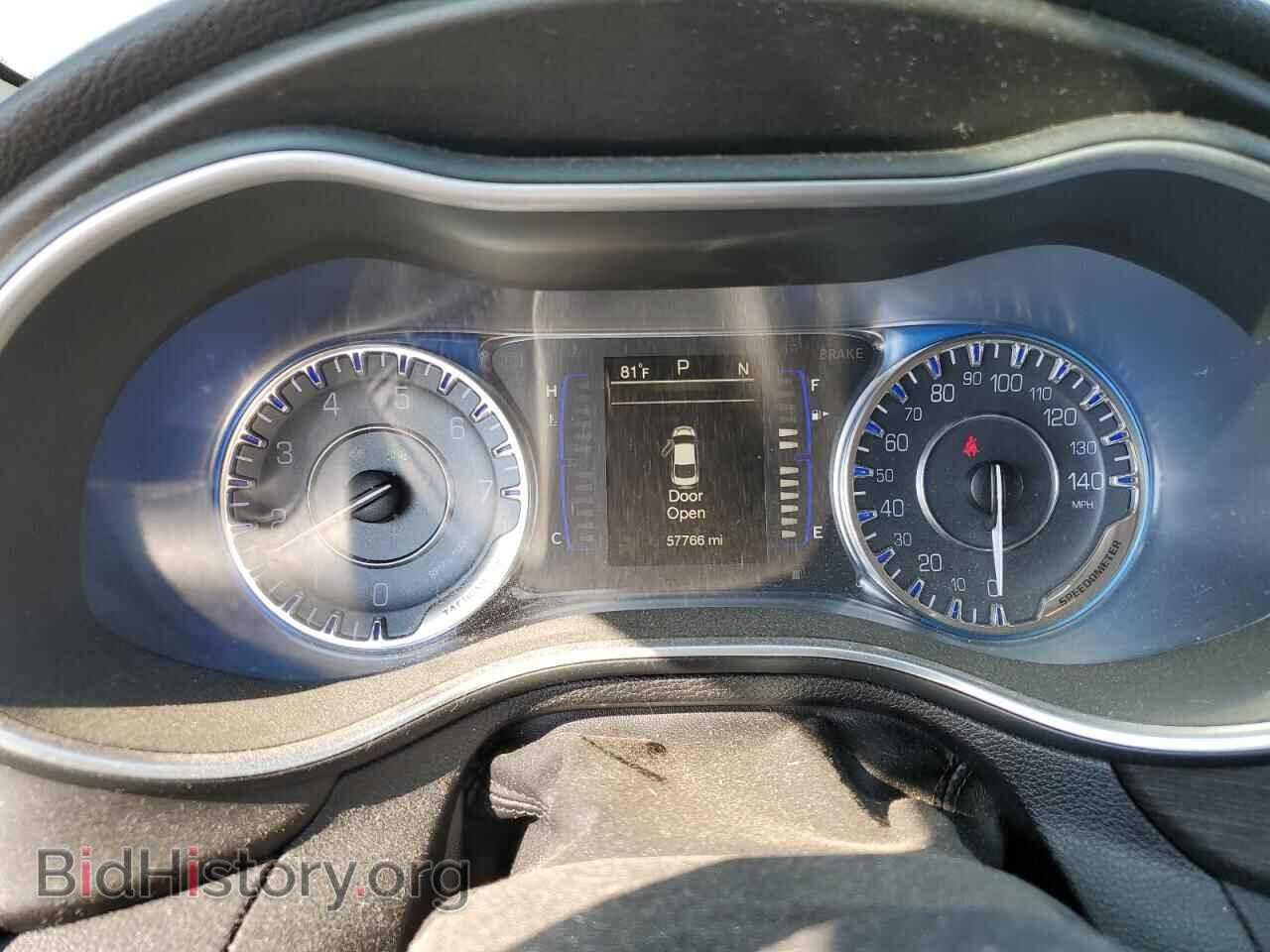2016 CHRYSLER 200 - VIN: 1C3CCCAB2GN118719 - Фото 9