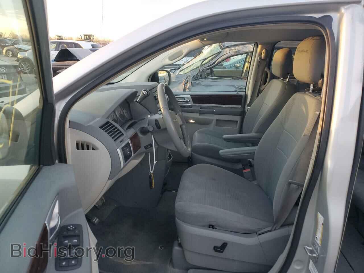2010 CHRYSLER MINIVAN - VIN: 2A4RR5D1XAR343932 - Фото 7