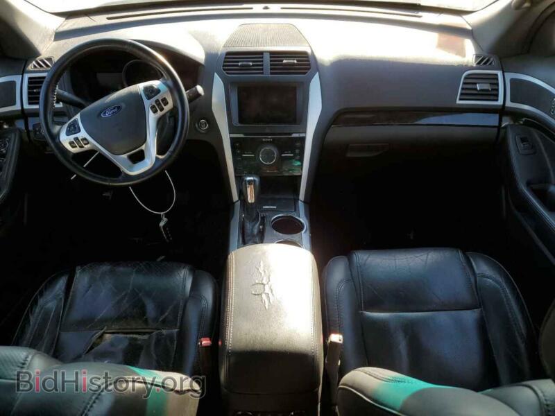 2011 Ford EXPLORER (VIN 1FMHK8F81BGA58407) — photo 8 of 13