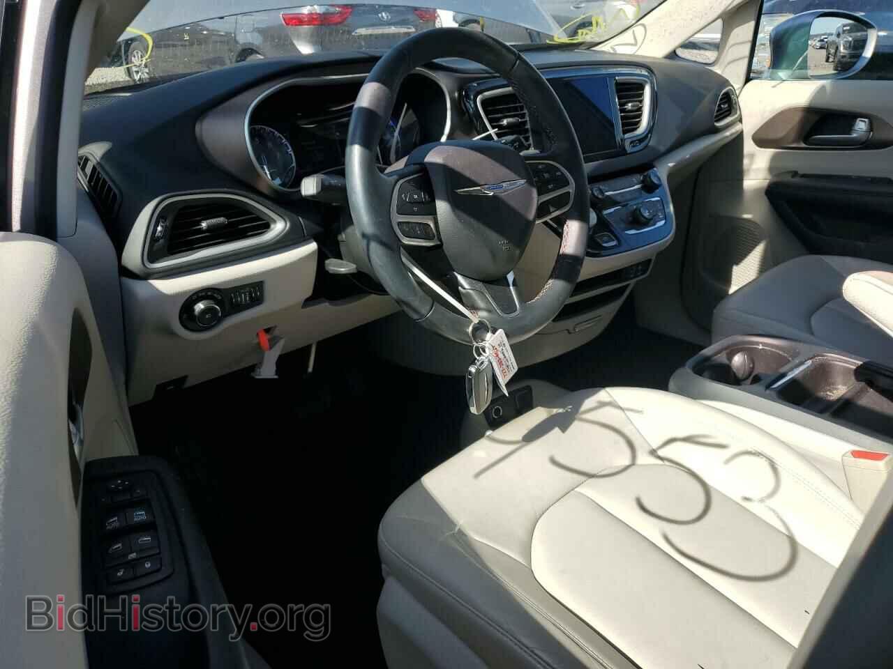 2017 CHRYSLER PACIFICA - VIN: 2C4RC1BG1HR660564 - Фото 8