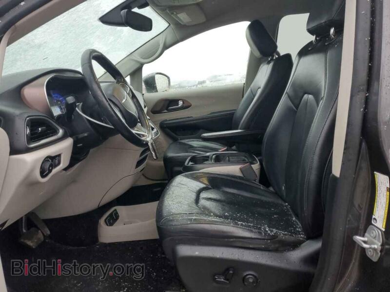 2019 Chrysler PACIFICA (VIN 2C4RC1BG9KR672985) — фото 7 из 13