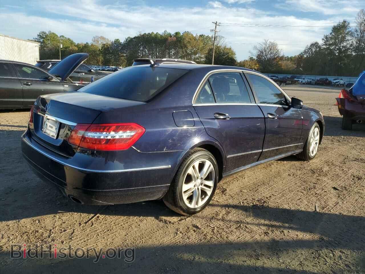 2011 MERCEDES-BENZ E-CLASS - VIN: WDDHF5GB8BA411042 - Фото 3