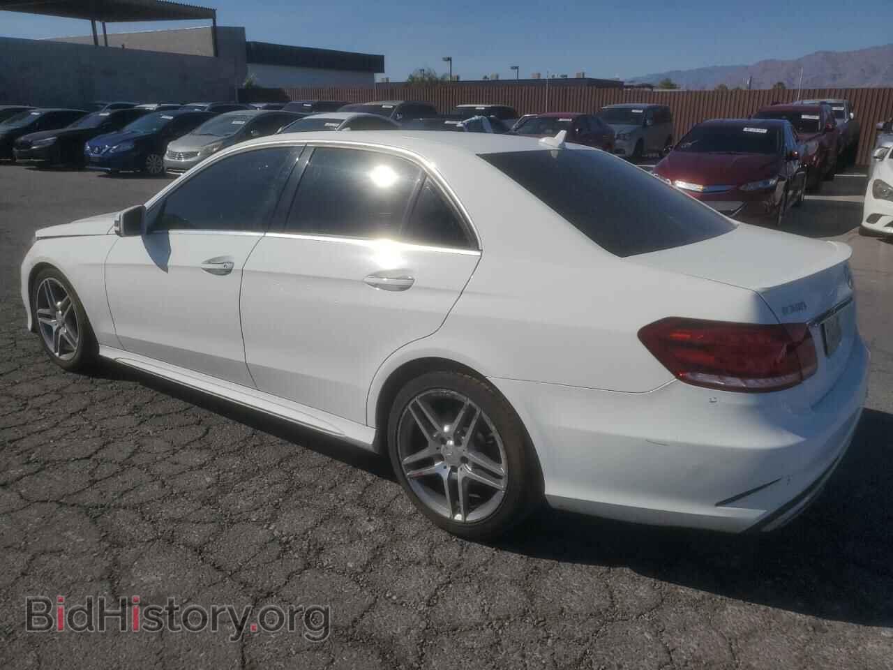 2014 MERCEDES-BENZ E-CLASS - VIN: WDDHF5KB1EA998244 - Фото 2