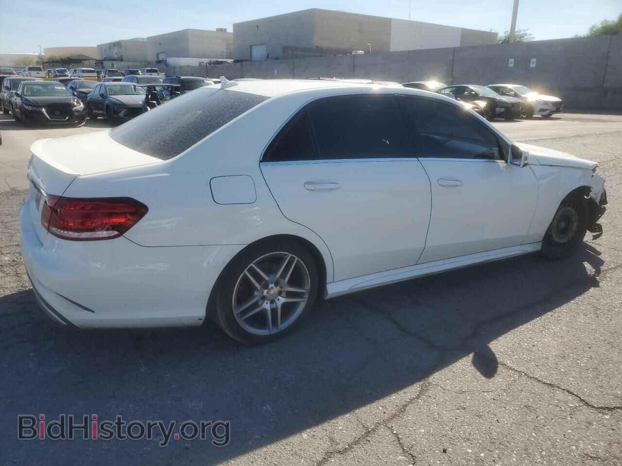 2014 MERCEDES-BENZ E-CLASS - VIN: WDDHF5KB1EA998244 - Фото 3
