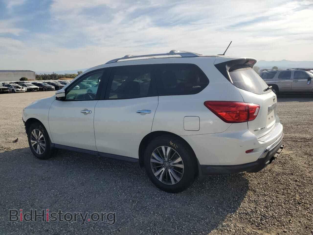 2017 NISSAN PATHFINDER - VIN: 5N1DR2MN1HC619950 - Фото 2