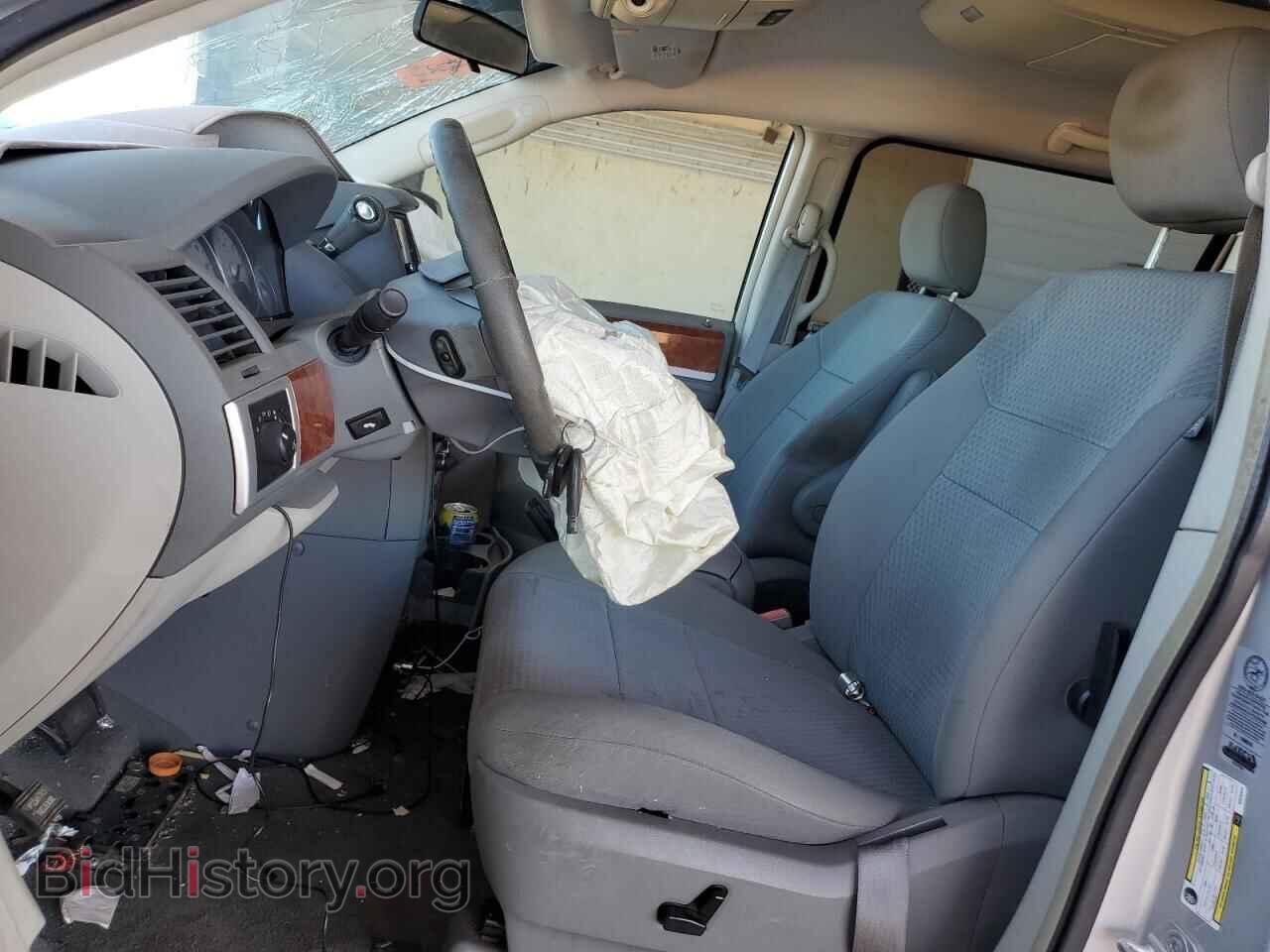 2009 CHRYSLER MINIVAN - VIN: 2A8HR54179R630604 - Фото 7