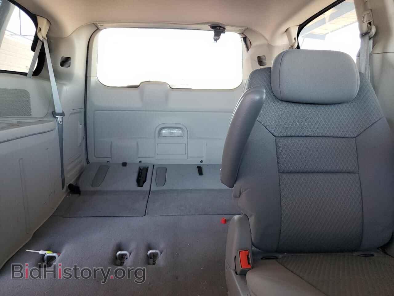 2009 CHRYSLER MINIVAN - VIN: 2A8HR54179R630604 - Фото 10
