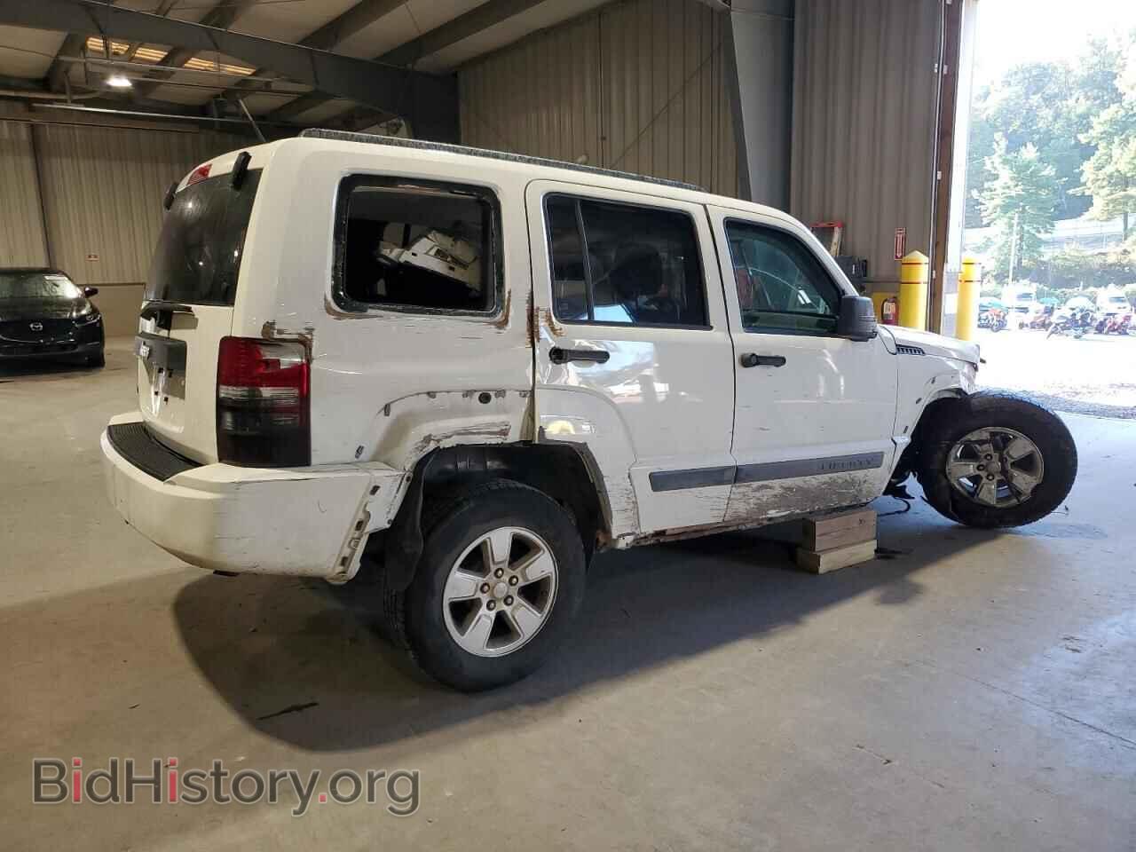 2010 JEEP LIBERTY - VIN: 1J4PN2GK1AW128596 - Фото 3