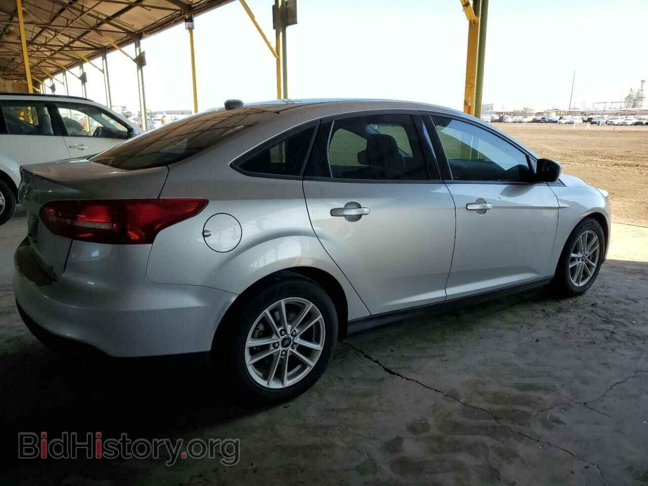 2018 FORD FOCUS - VIN: 1FADP3FE0JL304209 - Фото 3
