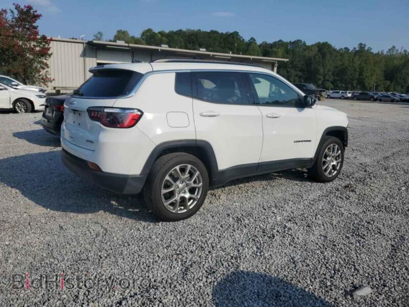 2022 Jeep COMPASS (VIN 3C4NJDFB8NT221942) — фото 3 из 13