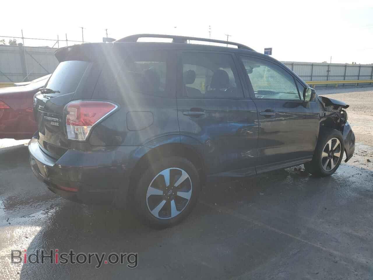 2017 SUBARU FORESTER - VIN: JF2SJAEC1HH570330 - Фото 3