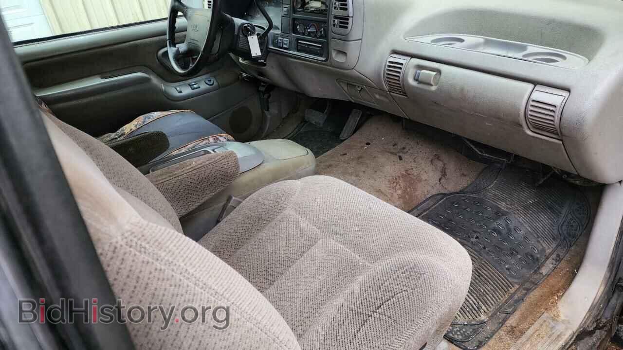 1996 GMC All Models - VIN: 552019 - Photo 5