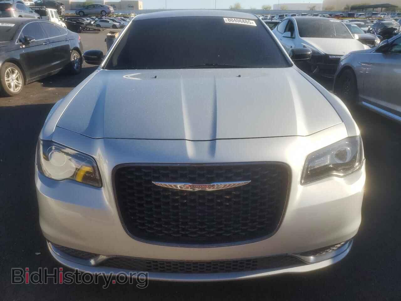 2019 CHRYSLER 300 - VIN: 2C3CCAAG6KH609926 - Фото 5