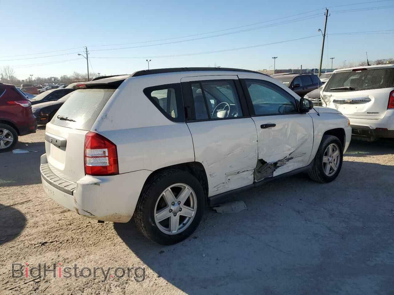 2010 JEEP COMPASS - VIN: 1J4NT4FB5AD537111 - Фото 3