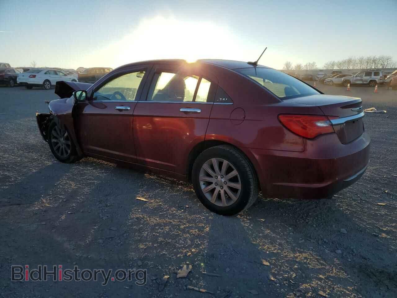2013 CHRYSLER 200 - VIN: 1C3CCBCG3DN555546 - Фото 2