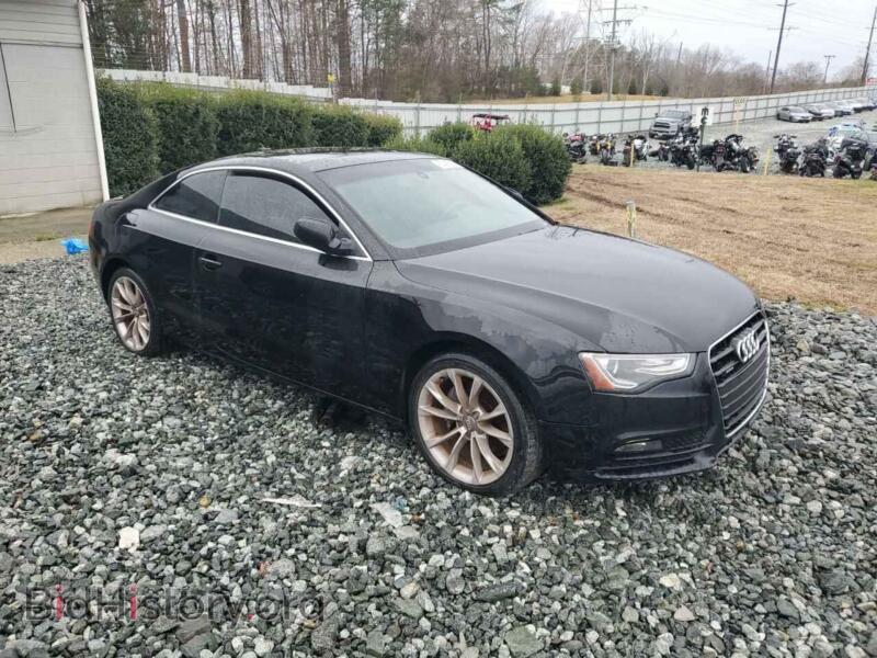 2014 Audi A5 (VIN WAULFAFR8EA018302) — фото 4 из 12