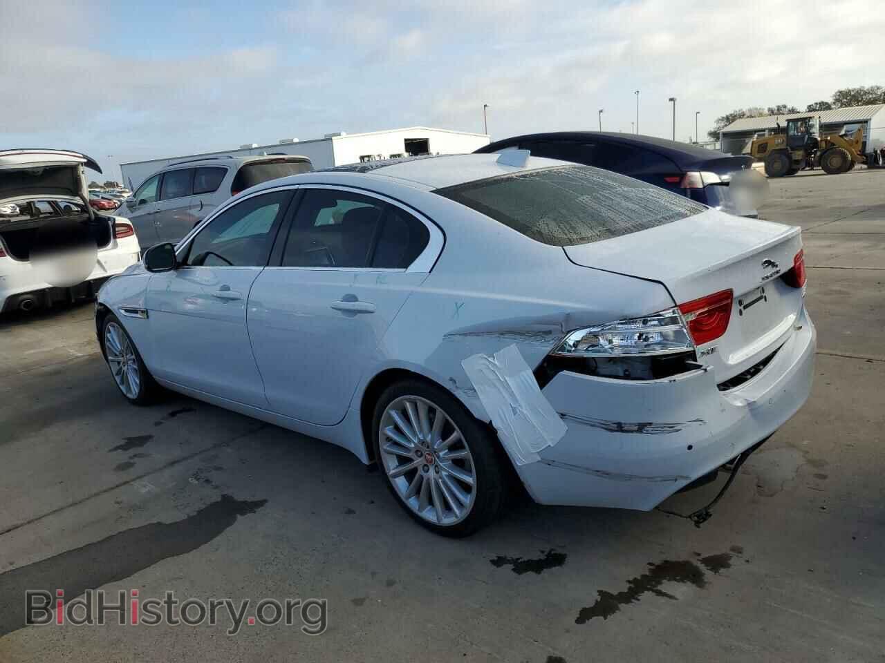 2018 JAGUAR XE - VIN: SAJAN4EV8JCP17331 - Фото 2