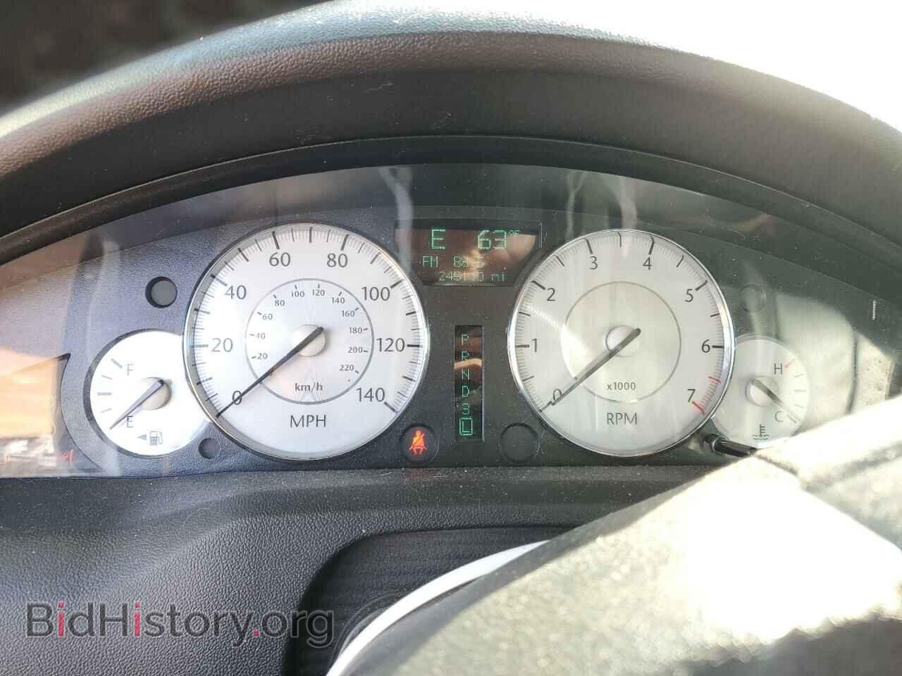 2008 CHRYSLER 300 - VIN: 2C3KA33G48H207972 - Фото 9