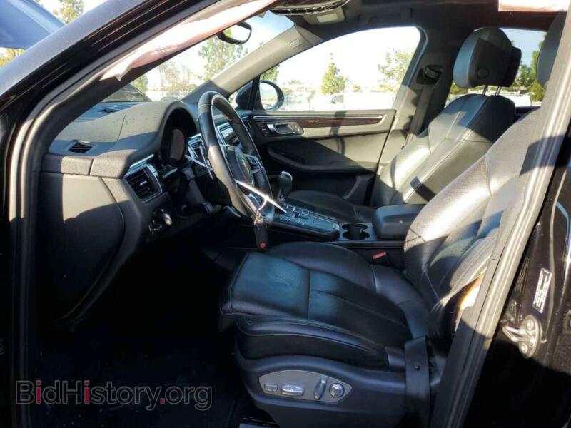 2016 Porsche MACAN (VIN WP1AB2A52GLB56343) — photo 7 of 13