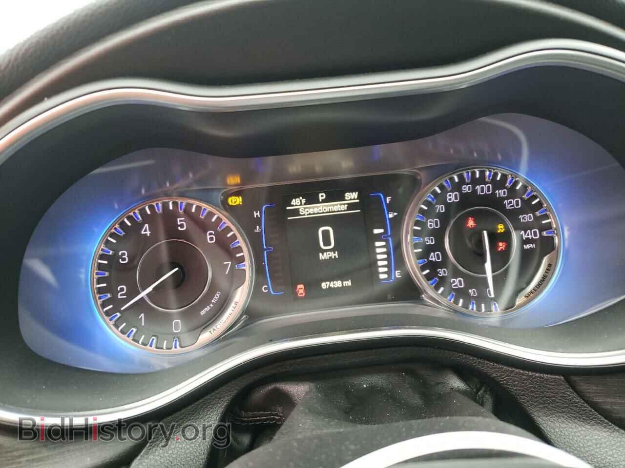 2016 CHRYSLER 200 - VIN: 1C3CCCFB5GN189244 - Фото 9