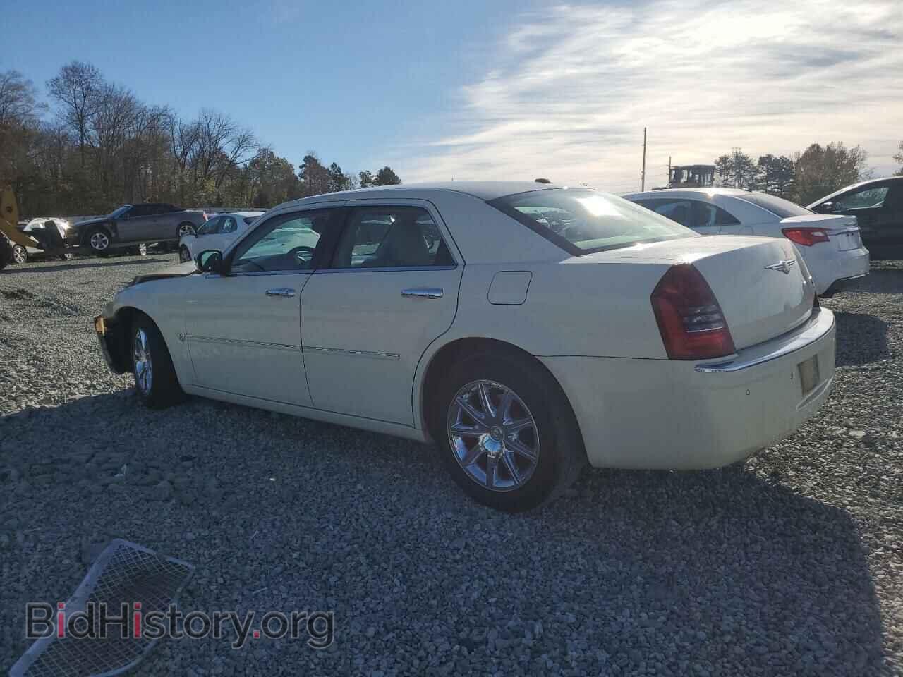 2007 CHRYSLER 300 - VIN: 2C3LA63H67H877620 - Фото 2
