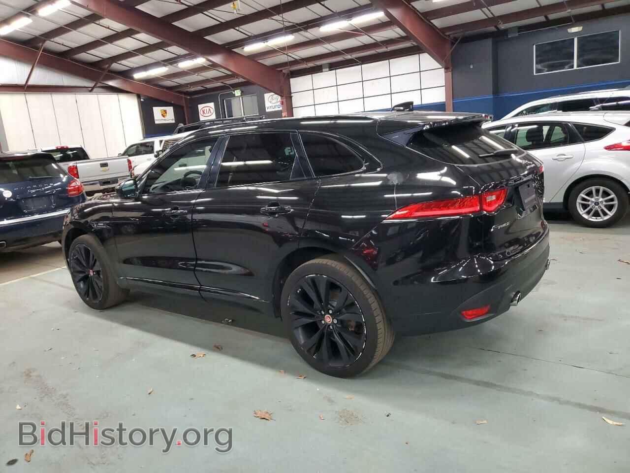 2018 JAGUAR F-PACE - VIN: SADCL2FX4JA322872 - Фото 2