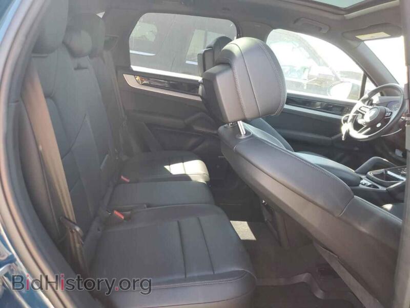2024 Porsche CAYENNE (VIN WP1AA2AY5RDA11193) — фото 10 из 12