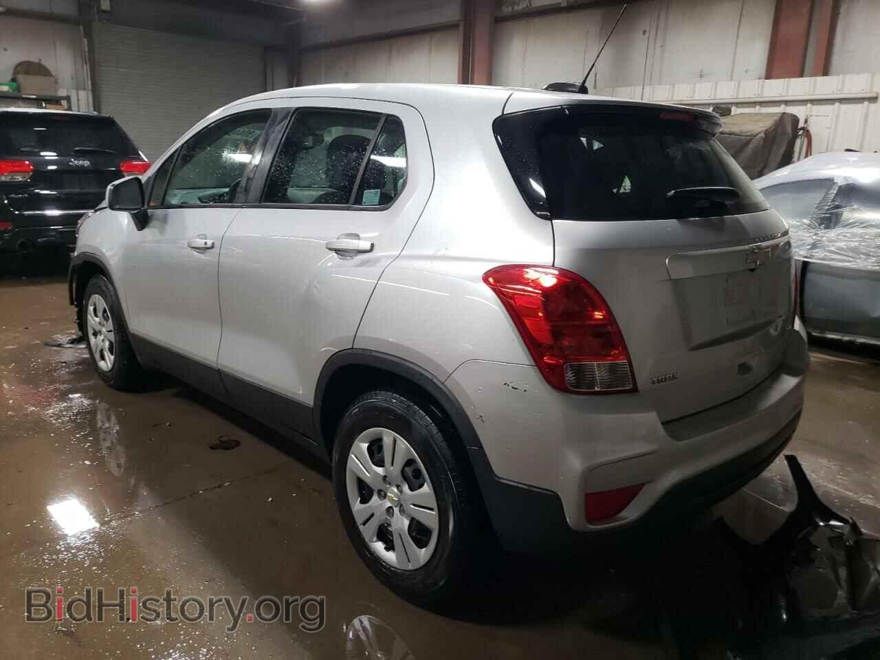 2017 CHEVROLET TRAX - VIN: KL7CJKSB4HB215902 - Фото 2