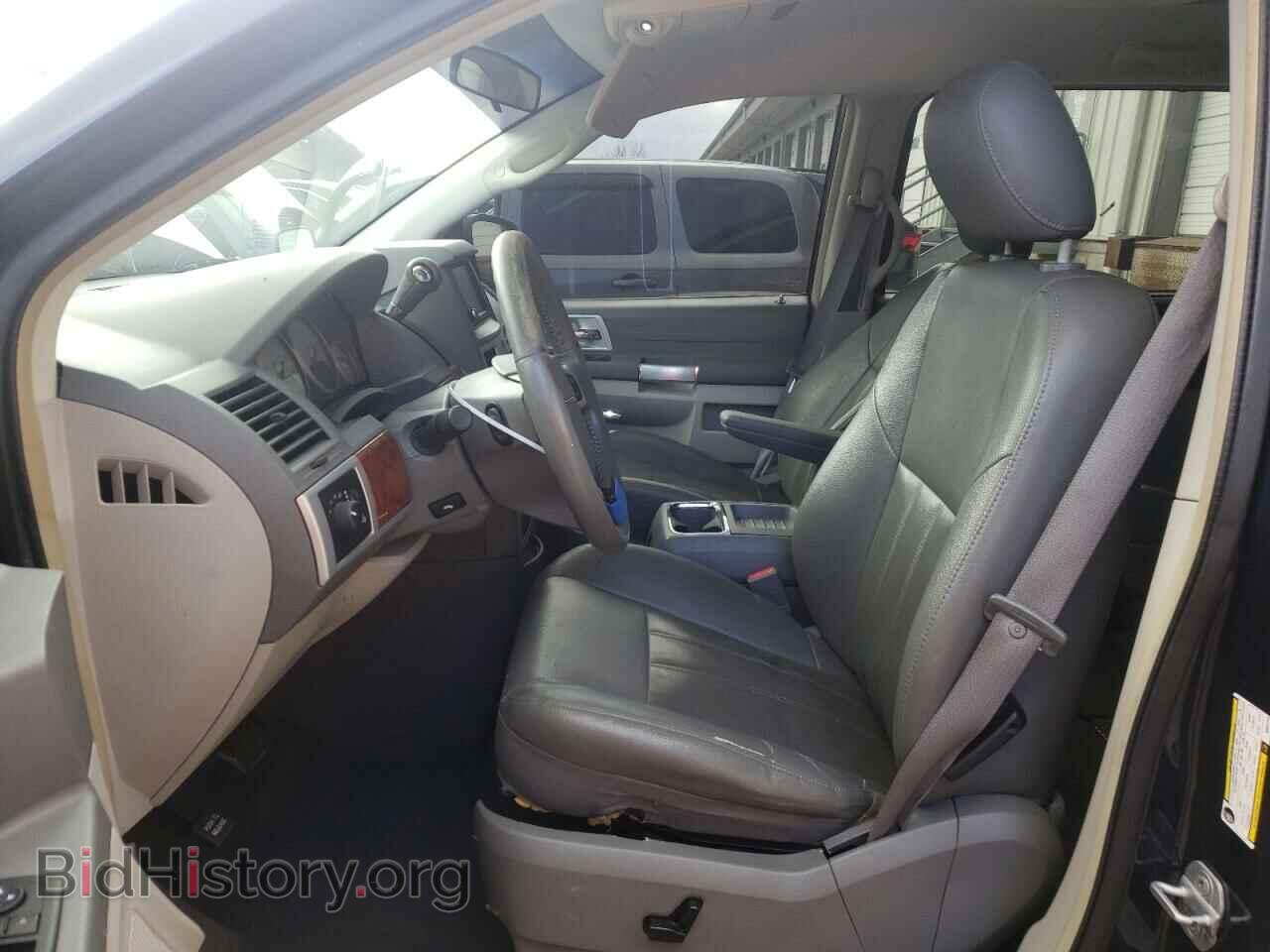 2008 CHRYSLER MINIVAN - VIN: 2A8HR54P38R837283 - Фото 7
