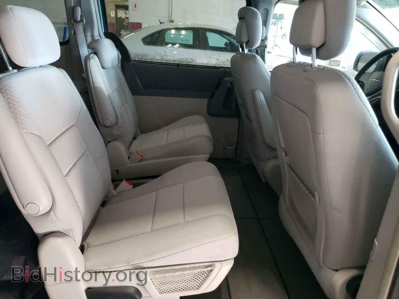 2010 CHRYSLER MINIVAN - VIN: 2A4RR5D15AR298415 - Фото 11