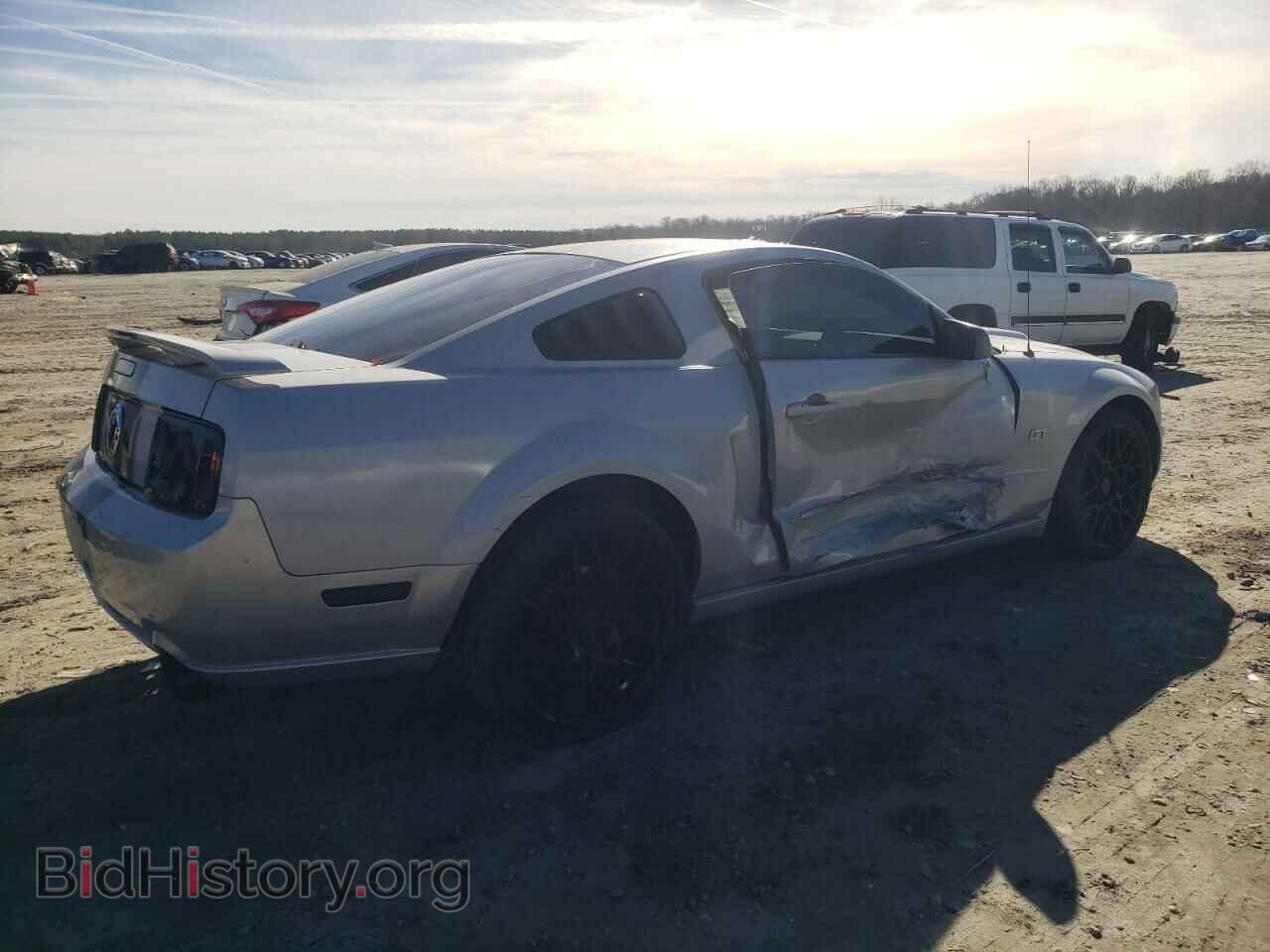 2006 FORD MUSTANG - VIN: 1ZVFT82H865241008 - Фото 3