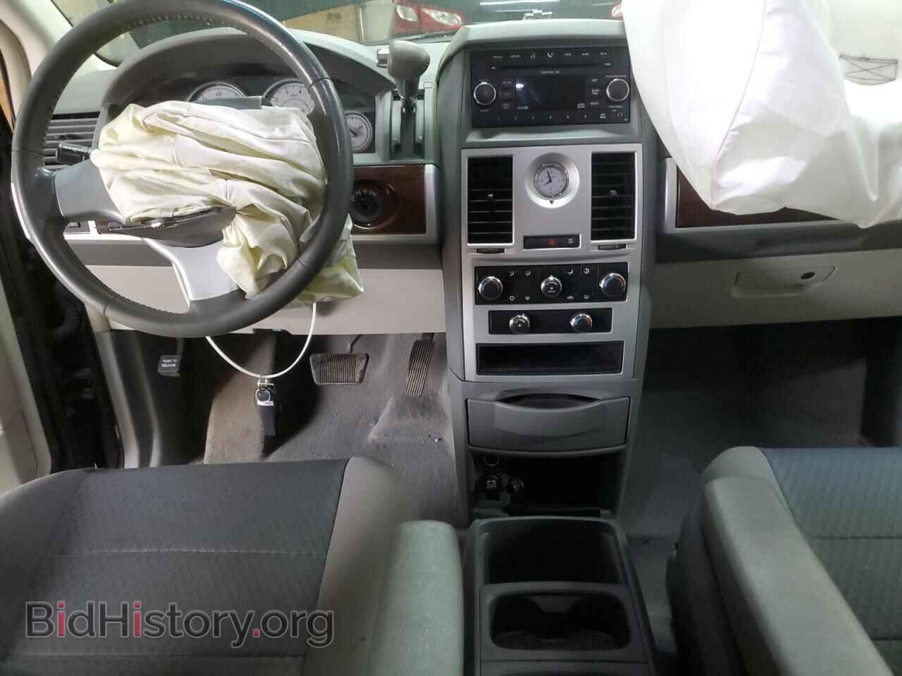 2010 CHRYSLER MINIVAN - VIN: 2A4RR5D19AR114948 - Фото 8