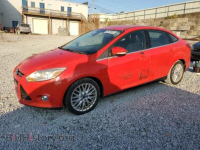 2012 Ford FOCUS SEL, red — VIN 1FAHP3H27CL233176, Copart