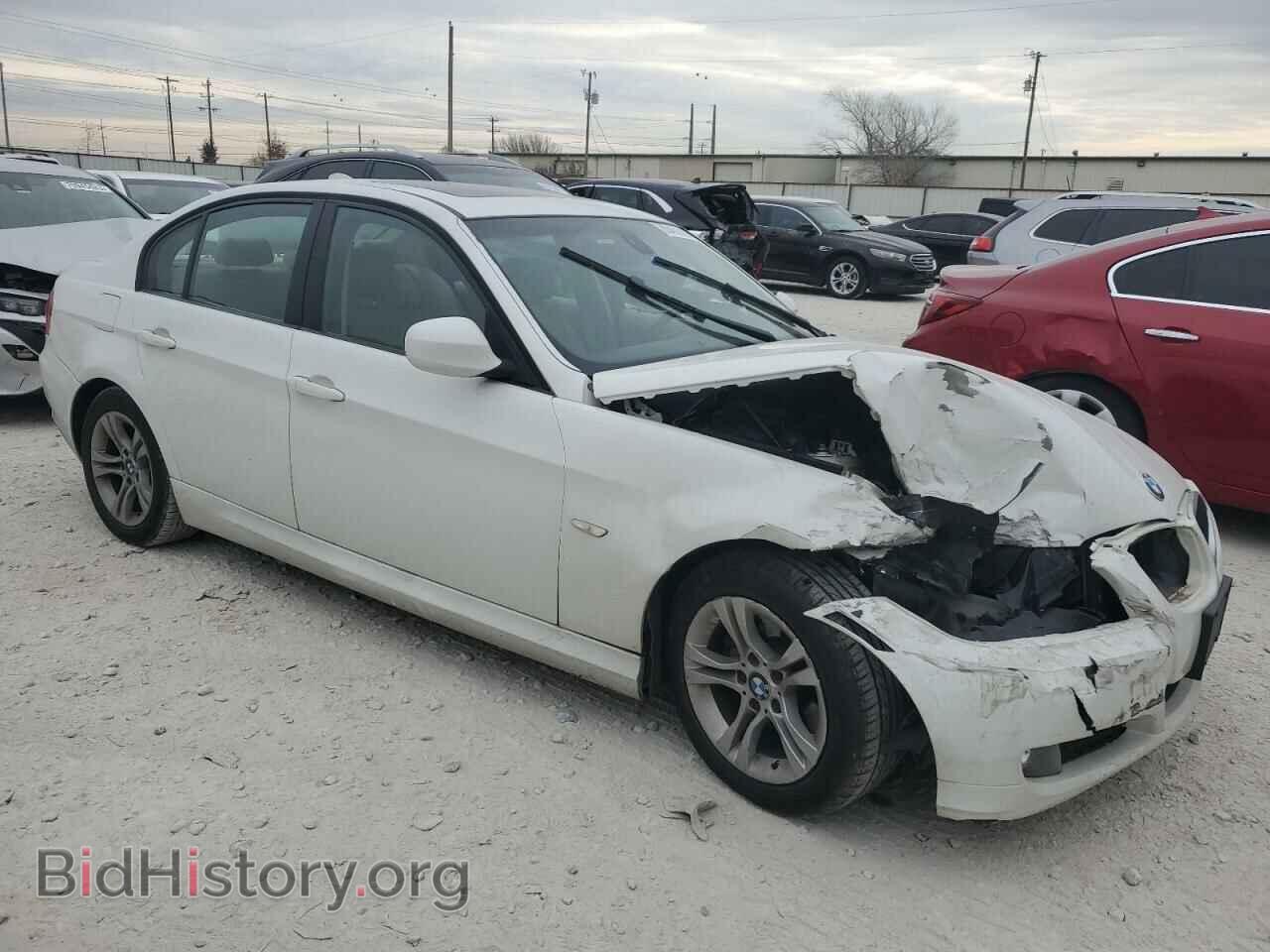 2009 BMW 3 SERIES - VIN: WBAPH77579NM27111 - Фото 4