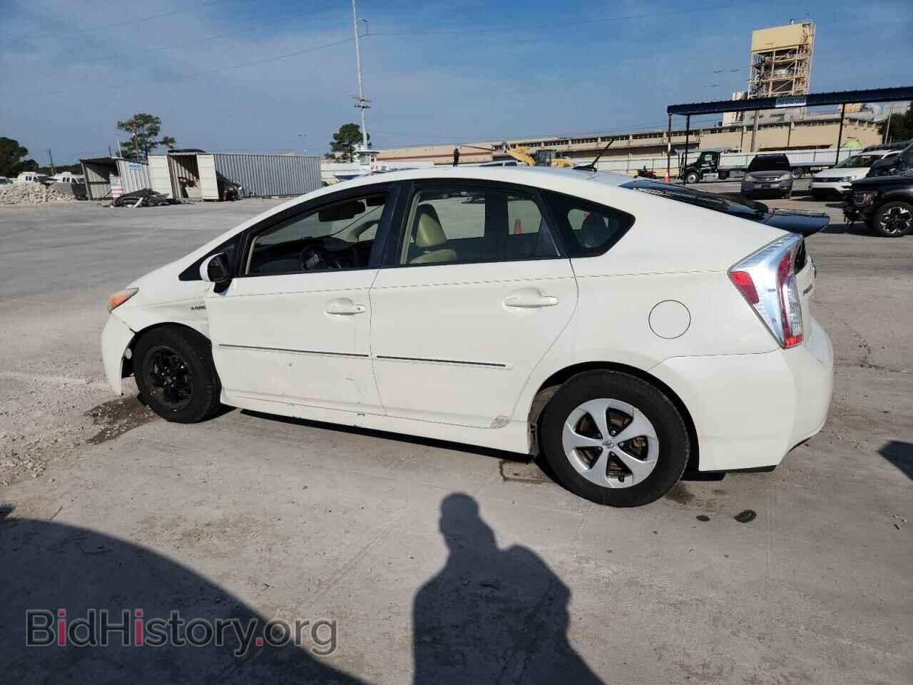 2014 TOYOTA PRIUS - VIN: JTDKN3DU8E1781571 - Фото 2