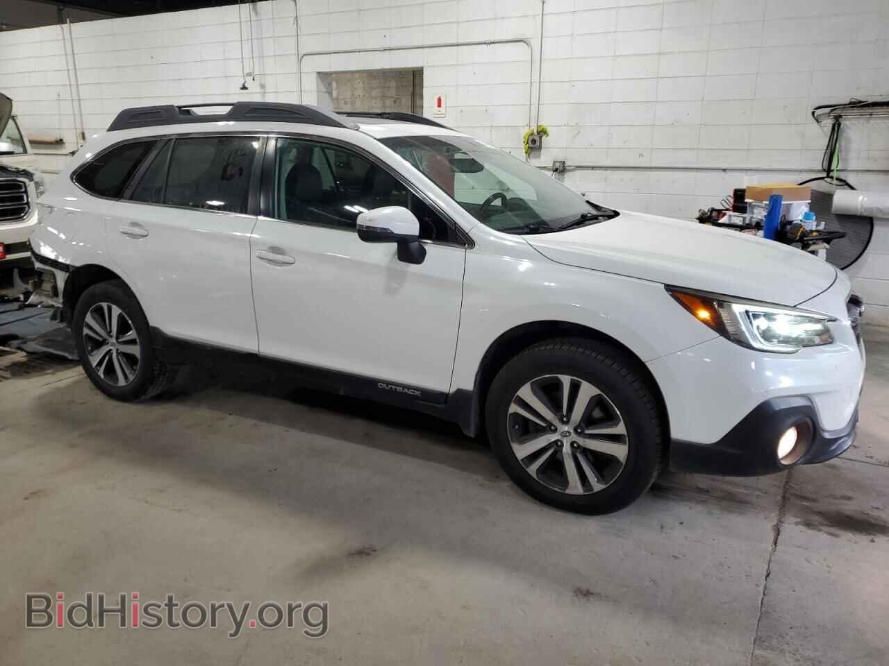 2018 SUBARU OUTBACK - VIN: 4S4BSANC4J3379852 - Фото 4
