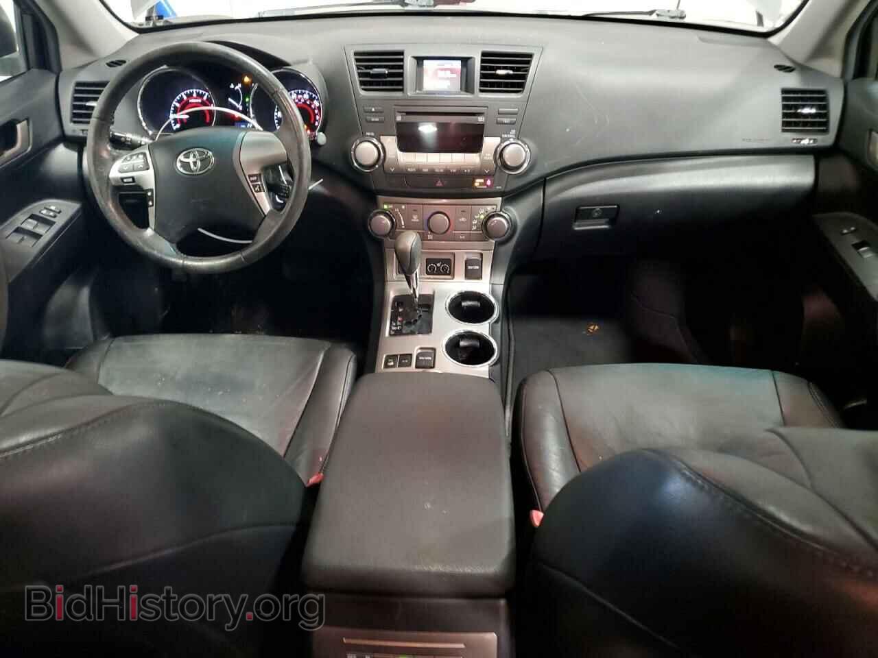 2011 TOYOTA HIGHLANDER - VIN: 5TDBK3EH2BS084356 - Фото 8