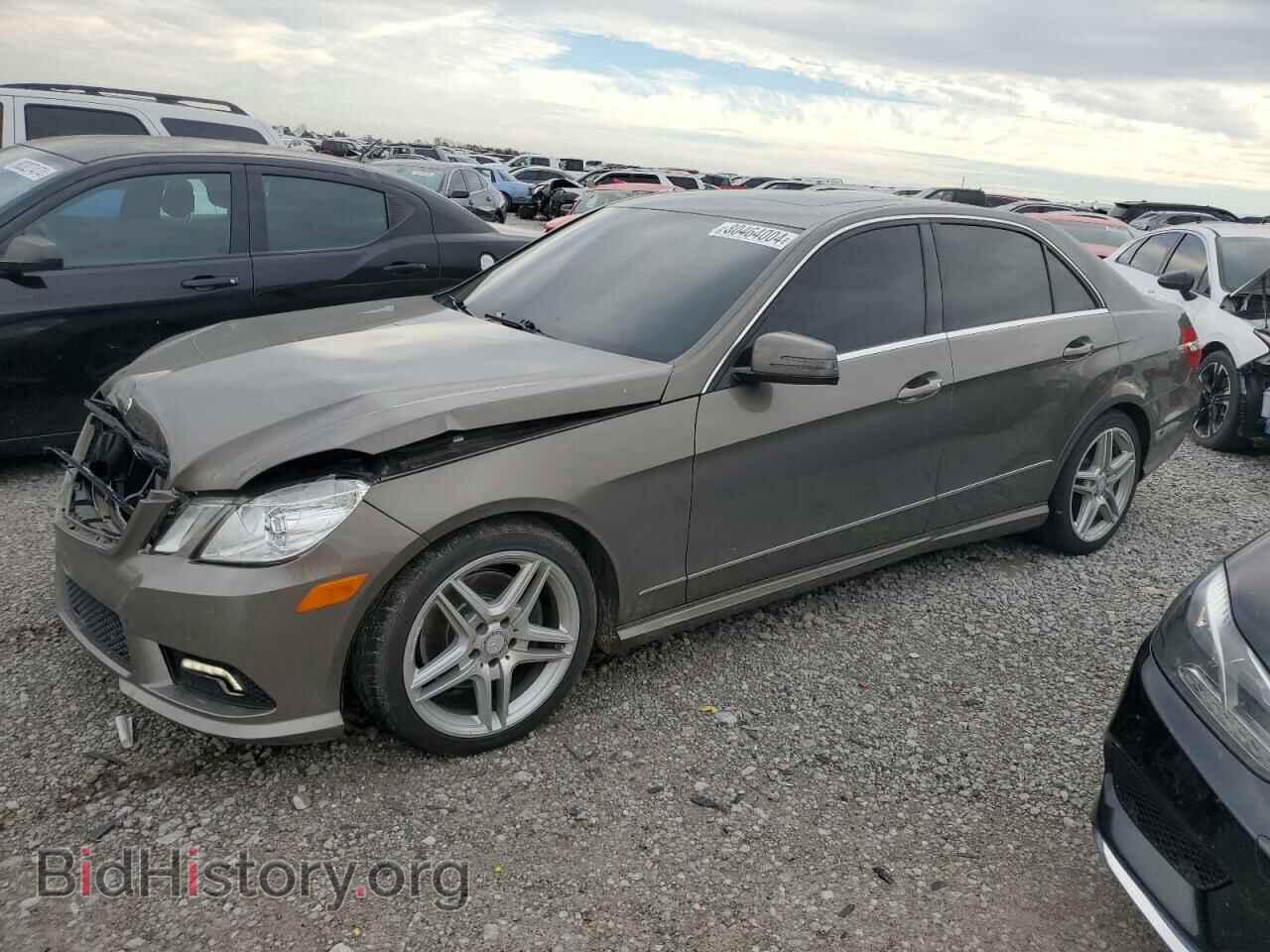 Фотография WDDHF8HB1BA474077 - MERCEDES-BENZ E-CLASS 2011