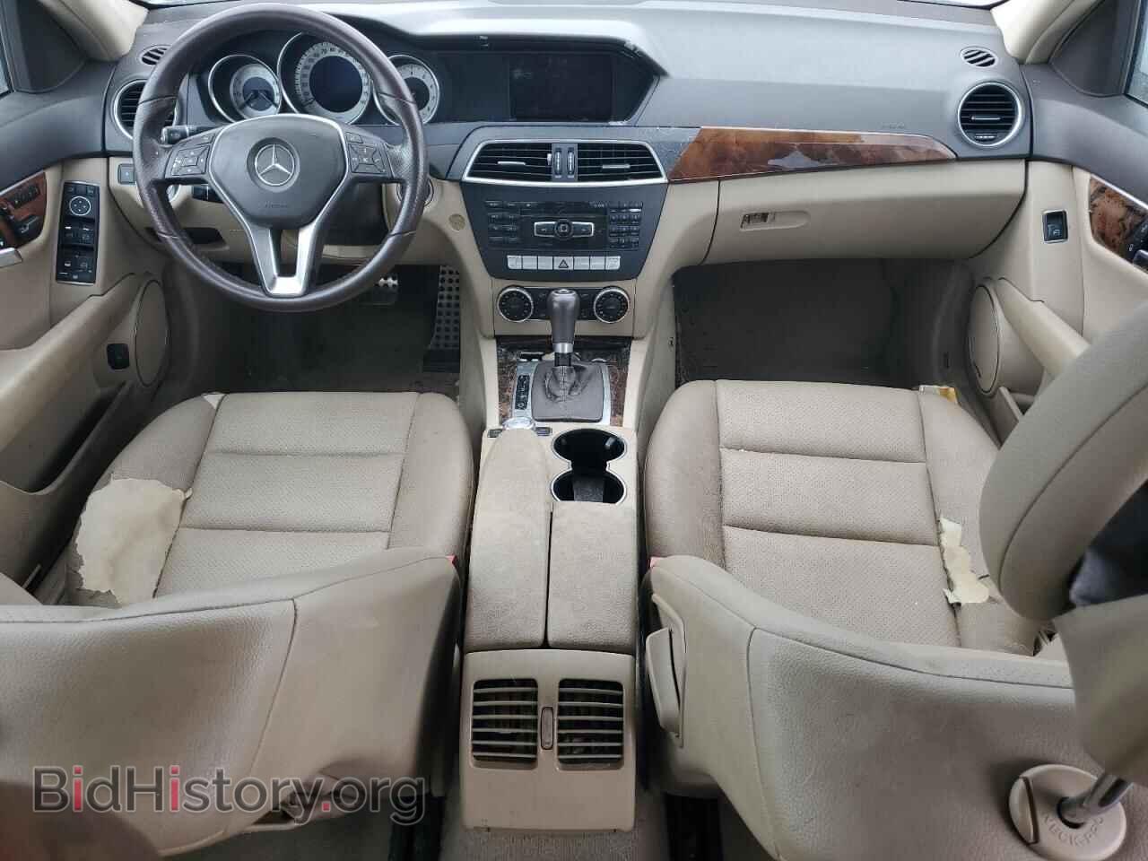 2013 MERCEDES-BENZ C-CLASS - VIN: WDDGF4HB9DR268689 - Фото 8