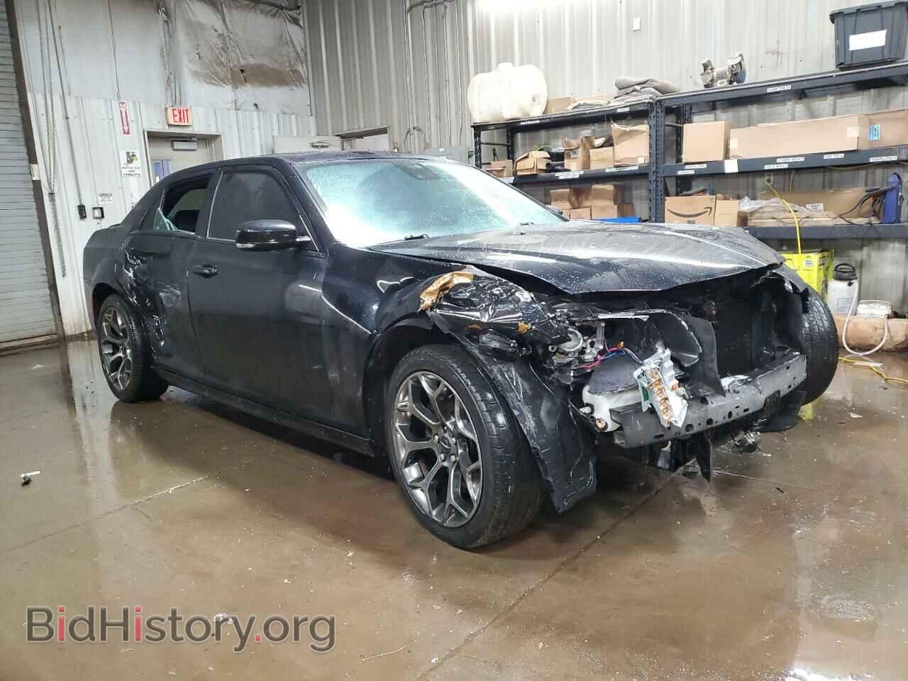 2016 CHRYSLER 300 - VIN: 2C3CCABT8GH329122 - Фото 4