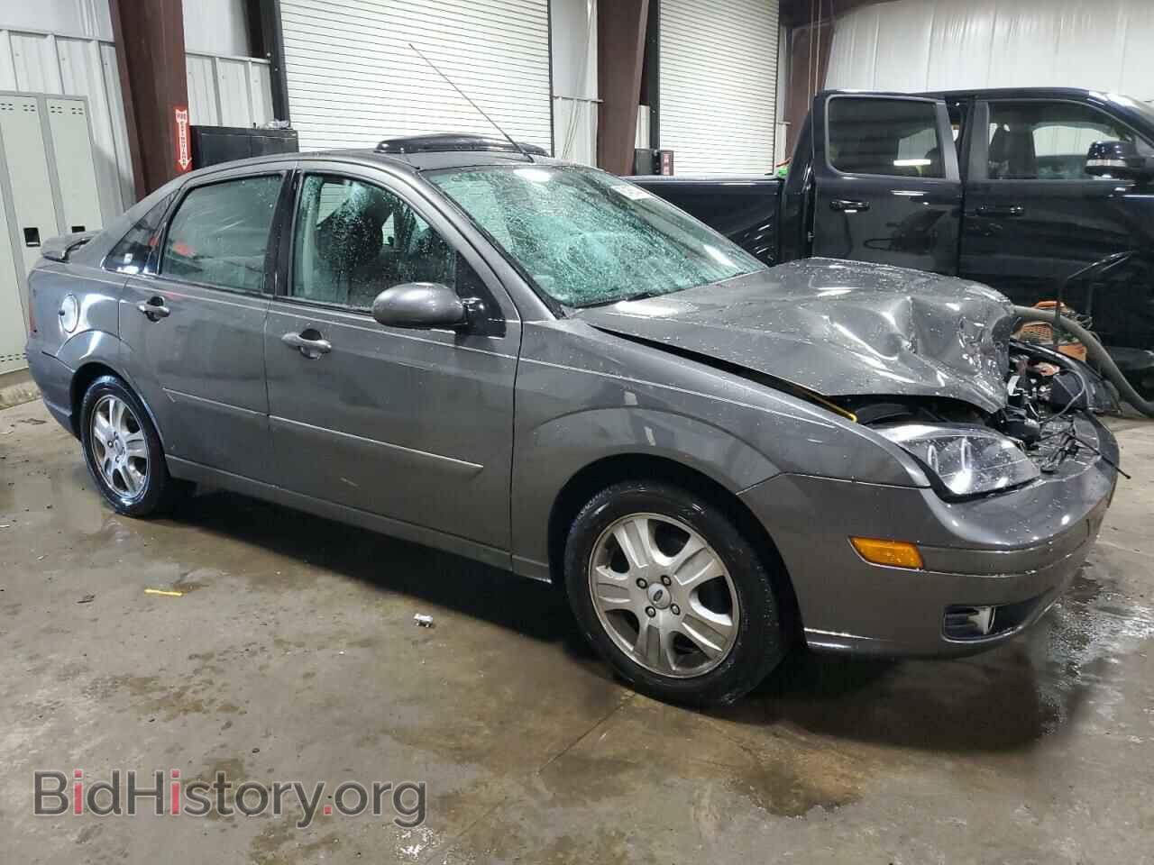 2005 FORD FOCUS - VIN: 1FAHP38Z95W246249 - Фото 4