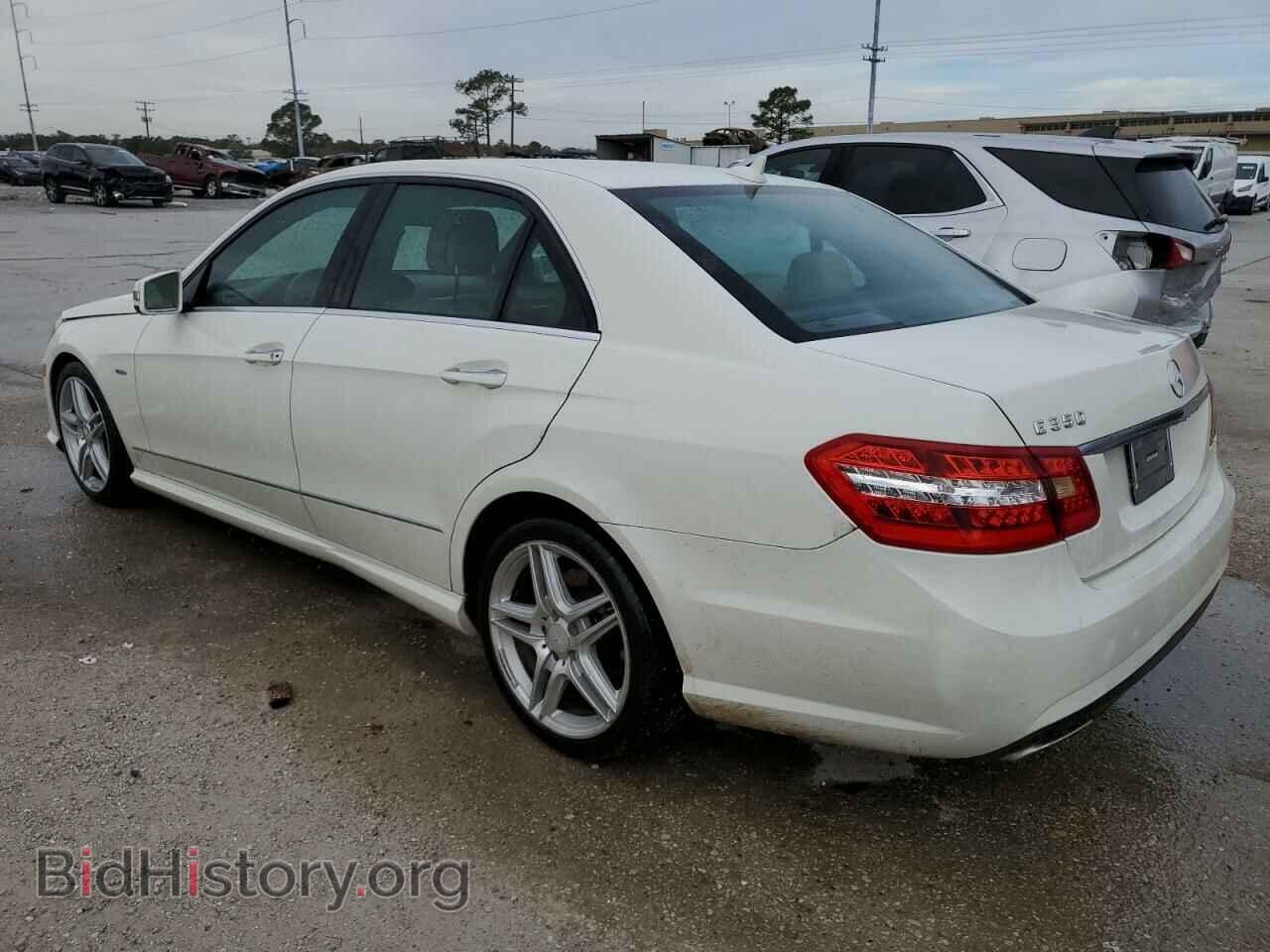 2012 MERCEDES-BENZ E-CLASS - VIN: WDDHF5KB8CA635095 - Фото 2
