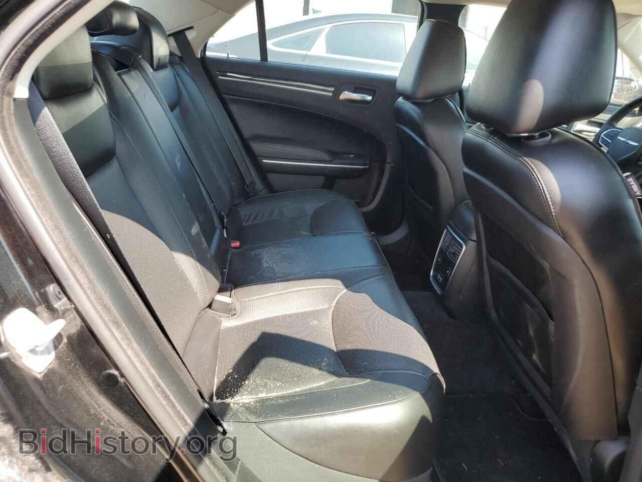 2019 CHRYSLER 300 - VIN: 2C3CCAEG9KH528106 - Фото 10