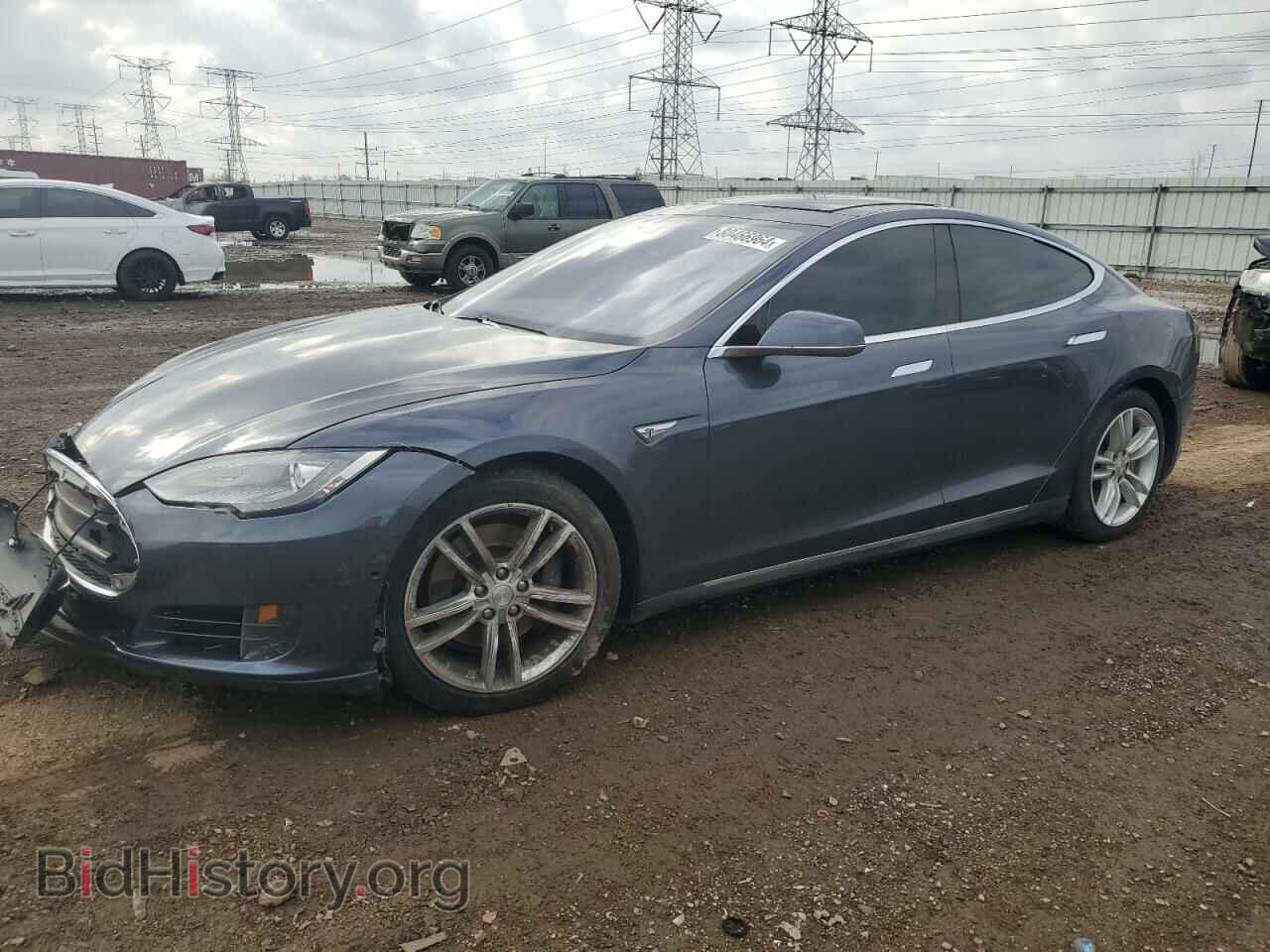 Фотография 5YJSA1H29FF089983 - TESLA MODEL S 2015