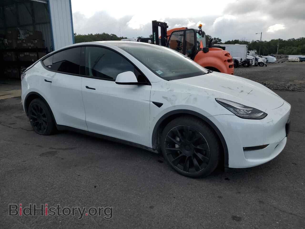 2022 TESLA MODEL Y - VIN: 7SAYGAEE8NF359052 - Photo 4
