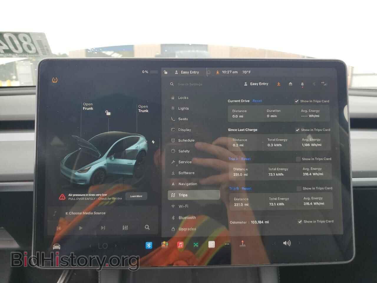 2022 TESLA MODEL Y - VIN: 7SAYGAEE8NF359052 - Photo 9