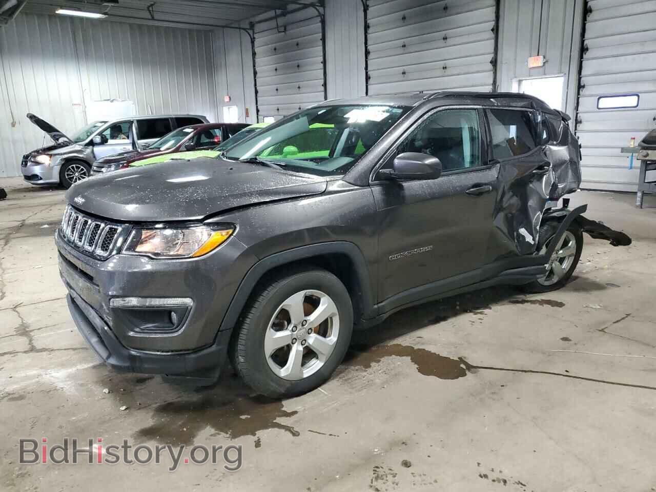 Photo 3C4NJDBB8HT645776 - JEEP COMPASS 2017