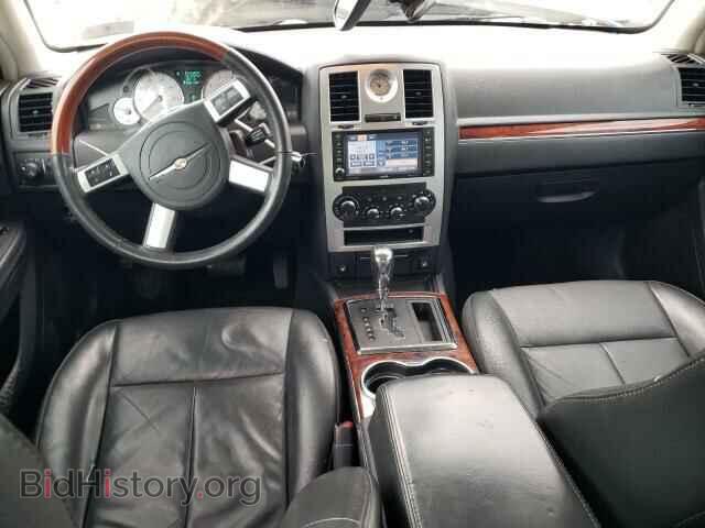2010 CHRYSLER 300 - VIN: 2C3CA3CV4AH142761 - Фото 8